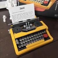 ราคา Jiaqi Retro Typewriter Building Block Computer Radio Assembly Walkman Game Machine Machine Tred Nat (29040523093)