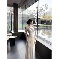 ราคา เดรสสไตล์ฝรั่งเศสแบบบิดไหล่เฉียง (47807830677)