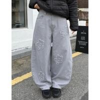 ราคา กางเกงยีนส์ลำลองผู้หญิงสไตล์เกาหลีจาก Dongdaemun ออกแบบอินเทรนด์มีการปักลายดอกไม้ขอบเส้น (47906623534)