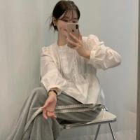 ราคา เสื้อเชิ้ตแขนยาวลายอ่อนโยนสีขาว กางเกงยีนส์ลูกไม้ด้านข้าง (46956334539)