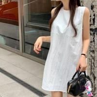 ราคา ชุดสไตล์เกาหลี ทรงสบายๆ กับเสื้อกั๊กและกระโปรง สำหรับสาวๆ ในแบบกลางๆ (45857929636)