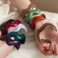 ราคา สร้อยข้อมืออะคริลิคสไตล์ตะวันตกสำหรับผู้หญิง ลายหินอ่อนหลากสี เครื่องประดับงบเรียบง่าย (50457776237)