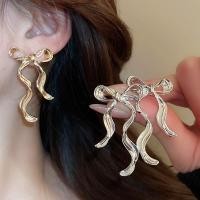 ราคา ต่างหูห้อยโบว์ริบบิ้น แบบโซ่ระย้า สไตล์เจ้าสาวตะวันตก (46807838352)