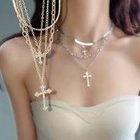 ราคา Multi Layered Rhinestone Cross จี้สร้อยคอผู้หญิงงู โซ่แบน Y2K Punk Vintage Gothic Layered เครื่องประดับ (45553064539)