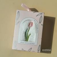 ราคา พร้อมส่ง ผ้าขนหนู ผ้าเช็ดมือ 30x30 ซ ม ลายปักบรรจุใส่กล่อง by KHERISA (57354063325)
