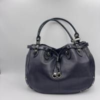 ราคา กระเป๋าหนังสีดำทรง shoulder bag ดีไซน์คลาสสิก กระเป๋ามือสอง (55657224346)