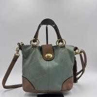 ราคา กระเป๋าหนังแท้สีเขียวอมฟ้า sage green ตัดกับหนังสีน้ำตาล (46855938854)