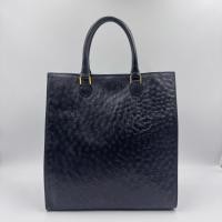 ราคา กระเป๋าทรง Tote สีดำ หนังนกกระจอกเทศ กระเป๋ามือสอง (41729149000)