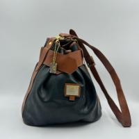 ราคา กระเป๋าหนังแท้ Renoma Paris ทรง bucket กระเป๋ามือสอง (49557053545)