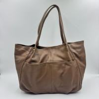 ราคา กระเป๋าหนังแท้โทนน้ำตาลนม ทรงโท้ท กระเป๋ามือสอง (42279525158)