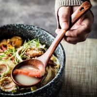 ราคา ญี่ปุ่นราเมนช้อนซุปชามช้อนช้อนไม้ด้ามยาวกินขนาดใหญ่ซุปก๋วยเตี๋ยวช้อนครัวเรือนดื่มช้อนซุปชามช้อน (54154857311)