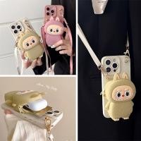 ราคา Labubu กระเป๋าใส่เหรียญเคสโทรศัพท์สําหรับiPhone 16 15 14 Plus 13 12 11 Pro Max 8 7 6 6s Plus X XR XS Max SE 2020 2022 แฟชั่นปลอกนุ่มกันกระแทกฝาหลังพร้อมเชือกเส้นเล็กหนังยาว (27664638356)