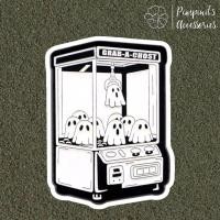 ราคา ร้านในไทยพร้อมส่ง เข็มกลัดลายตู้คีบตุ๊กตาผี GHOST DOLL CLAW MACHINE Enamel Brooch Pin (40979452954)
