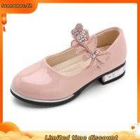 ราคา รองเท้าเด็กต้องเผื่อ1เซนจากเท้าน้อง หน้าร้านอยู่รัชดา ลองได้ H084สีขาว หนังแก้ว คาดโบว์ติดเพชร ตรงสายรัดรองเท้า น่ารั (56707729074)