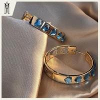 ราคา ต่างหูห่วงทองคำขนาดใหญ่ประดับเพชรรูปหัวใจสีน้ำเงิน18K ต่างหูเงินแท้ งานพรีเมี่ยม ต่างหูประดับเพชร MYS 0032 พร้อมส่ง (46858310337)