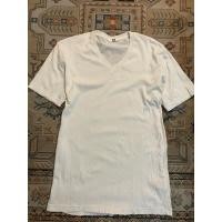 ราคา uniqlo คอวีสีขาวล้วน มือสอง (42728522115)