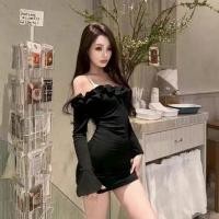 ราคา เดรสยาวแขนยาวเปิดไหล่ทรงบาน ระบายชายกระโปรง สวยงามเย้ายวน เหมาะสำหรับฤดูใบไม้ร่วงและฤดูหนาว สง่างาม ช่วยให้ดูผอมเพรียว แ (55458253653)