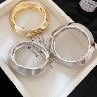 ราคา สร้อยข้อมือหรูหราสำหรับผู้หญิง ออกแบบแฟชั่นใหม่ เครื่องประดับเสริมความสวยงาม (55302044729)