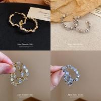 ราคา ต่างหูรูปดาวลายฝรั่งเศส สไตล์เรียบหรูกับคริสตัลซิรikon เหมาะสำหรับสวมใส่วันๆ และเป็นของขวัญให้สาวๆ (54602421714)