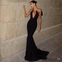 ราคา ชุดเดรสทำงานปาร์ตี้ ดีไซน์ halter neck กับ fishtail skirt วัสดุโลหะ สีทึบ (27594500433)