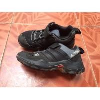 ราคา รองเท้าเด็ก Adidas Kid Terrex BB1930 Black Gray Size 10 5K USA (22247241286)