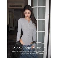 ราคา Button down long sleeved T shirt สำหรับสตรีตัวเดียวแขนยาวคอวีวินเทจมีกระดุมรูปสามเหลี่ยมรัดรูป (54807197048)