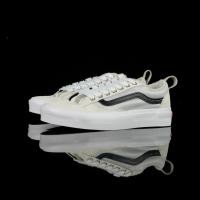 ราคา Vans Skate Old Skool 36m รองเท้าลําลองส้นเตี้ยสีขาวสีดํา (42329276283)