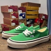 ราคา Vans Authentic สบายและทันสมัย Green Low cut Casual Board Shoes (57557776921)