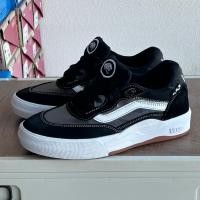 ราคา Vans Wayvee รองเท้าบอร์ดลําลองตัดต่ําสีดําและสีขาว (55307828158)