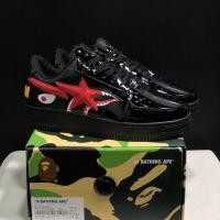 ราคา Bape Sta รองเท้าบอร์ดลําลองตัดต่ําที่ทนต่อการสึกหรอและสะดวกสบาย สี สีดําและฉลามแดง (52853890901)