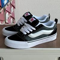 ราคา Vans Knu Skool รองเท้าบอร์ดลําลองตัดต่ําสีดําและสีขาวสีเทา (47054386564)