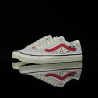 ราคา Vans SPACE MOLLY รองเท้าบอร์ดลําลองตัดต่ําสีขาวและสีแดง (41529240232)