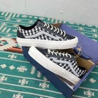 ราคา Vans Old Skool 36 รองเท้าบอร์ดลําลองแบบทอสีดํา (41629034997)