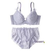 ราคา จัดส่งจากประเทศญี่ปุ่น Nissen ชุดชั้นใน Triumph x Nissen เซ็ตยกทรงเก็บเนื้อข้างสุดปัง กระชับสรีระให้ดูเพรียวสวยมั่นใจ พร้อมกางเกงในเอวสูงเล็กน้อยใส่สบาย ยืดหยุ่นดีเยี่ยม มีโครง ฟองน้ำเสริม จัดทรงสวยเป