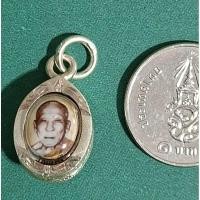 ราคา ล็อกเก็ต แบบรูปไข่ หลวงพ่อแล กรอบเงินแท้ วัดพระทรง เพชรบุรี ตซ (57155525399)
