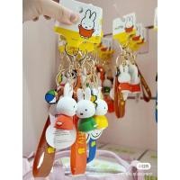 ราคา Miffy มิฟฟี่ ตุ๊กตา พวงกุญแจ ตุ๊กตุ่น กระต่าย สายห้อยมือถือ หมีมอริส ลูกบอล มี 4 สี น่ารักมาก ลิขสิทธิ์แท้ (26033790220)