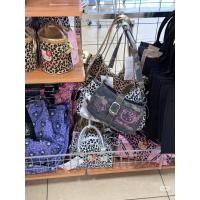 ราคา kitty กระเป๋าลายทหาร แนวสาวแกล y2k ของแท้จากญี่ปุ่น (40978647847)