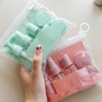 ราคา ชุดขวดบรรจุเดินทาง 7 ชิ้น ขวดแบ่งใส่ครีม ขวดปั้มพกพา ปลอดภัยสามารถนำขึ้นเครื่อง ทนทานไม่หกน้ำ (49357749452)