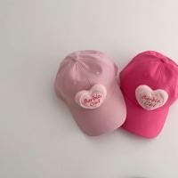 ราคา หมวกแก๊ปเด็กผู้หญิง สีชมพู ลายหัวใจน่ารัก กันแดด น้ำหนักเบา ใส่สบาย แมตช์ง่าย (46303685101)