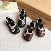ราคา รองเท้าเด็กผู้หญิงสไตล์วินเทจ แมรี่เจนหนังแต่งลูกไม้ รองเท้าน่ารักใส่เที่ยวเด็ก (54706851573)