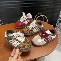 ราคา รองเท้าเด็กผู้หญิงแฟชั่นกันหนาว บุขนนุ่ม พื้นกันลื่น ใส่สบาย สไตล์เกาหลี เหมาะกับฤดูหนาว (49300645172)