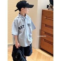 ราคา เสื้อเชิ้ตเด็กผู้ชายแขนสั้นลายตัวอักษร สไตล์เกาหลี ใส่เที่ยวลุคเท่ เสื้อแฟชั่นเด็ก (57357443561)