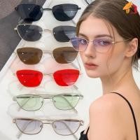 ราคา แว่นกันแดดทรงแคทอายย้อนยุคสไตล์ฝรั่งเศส กรอบบางหรูหรา เหมาะสำหรับปาร์ตี้และการเดินทาง (29844474185)