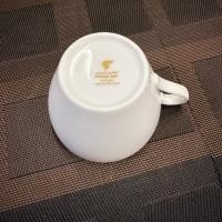 ราคา ถ้วยกระเบื้อง Oman Air ของNarumi มือสองสำหรับสะสมหรือใช้งาน (44027112410)