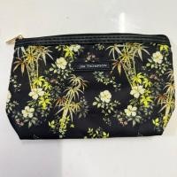 ราคา กระเป๋ามือสอง JIM THOMPSON Amenity Kit ลายต้นไผ่ ดอกไม้ ของสะสมสายการบิน หายาก Rare Item (53053934186)