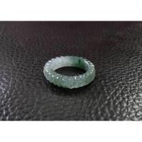 ราคา แหวนหยกเขียว เนื้อแก้ว เบอร์ 50 แกะสลักลายเกลียว Infinity Jadeite type A (55307830215)