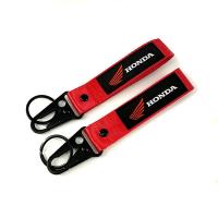 ราคา 1pcs รถจักรยานยนต์พวงกุญแจพวงกุญแจหนังนิ่มหนังพวงกุญแจอุปกรณ์เสริมสําหรับ Honda CB400 CB650F CBF CBR250RR CRF SH300 NC750 (49457771814)