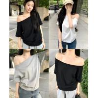 ราคา Top basic เสื้อยืดเปิดไหล่ เสื้อเเขนสั้นผู้หญิง ทรงหลวม ใส่เเบบเปิดไหล่ได้ ผ้านิ่ม เข้ากับทุกสไตล์ได้ (26536650579)