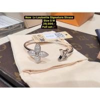 ราคา New Lv Louisette Signature Strass Size S M (48205970224)