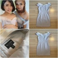 ราคา USED มือสอง ป้าย NITTAYA เดรสสั้น เปิดไหล่ โทนสีเทา size XS (24016024524)